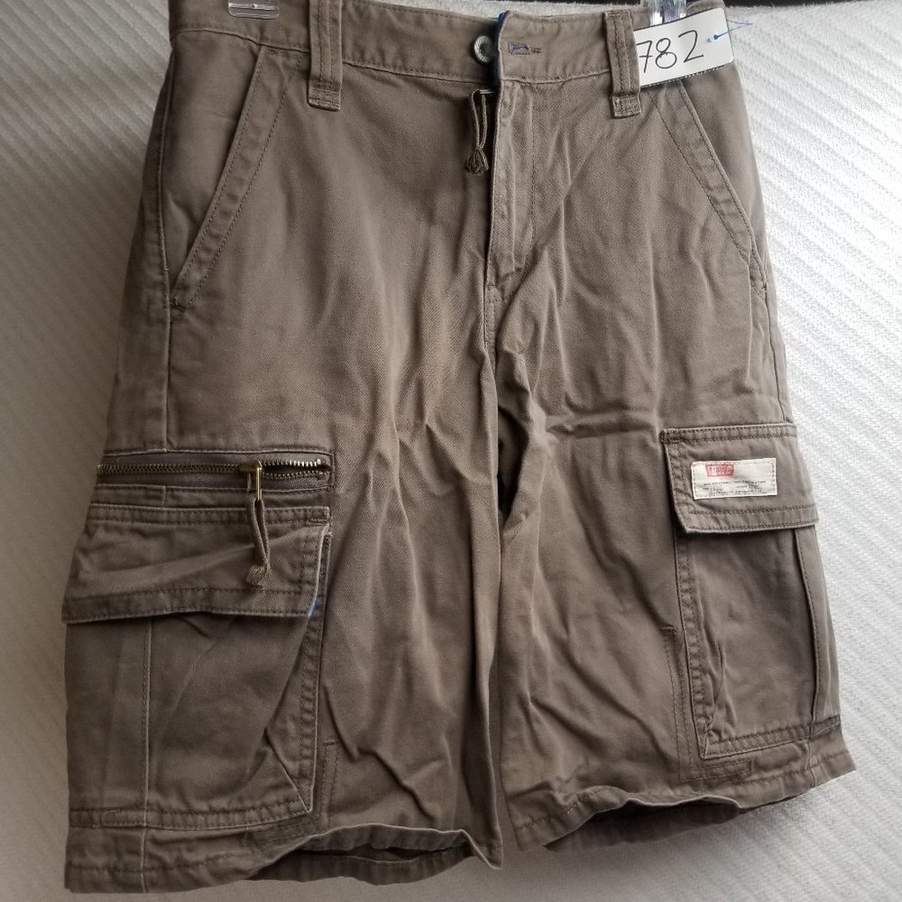 782 - Levi's Boys 12 Regular Cargo Shorts